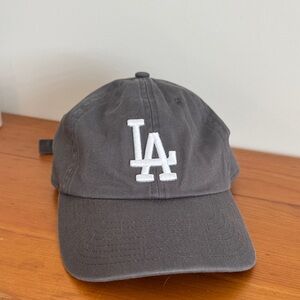 Embroidered LA Logo Kids Baseball Cap - Gray